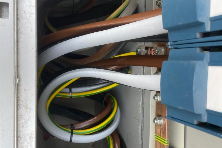 Průmyslová elektroinstalace - foto č. 18