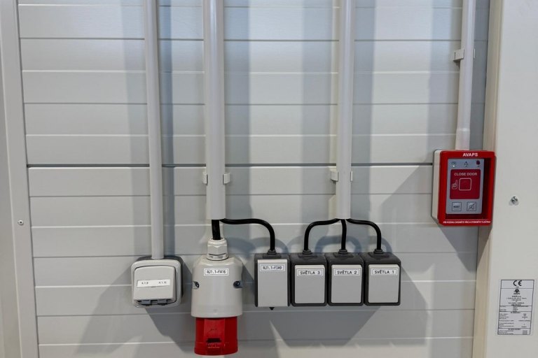 Průmyslová elektroinstalace - foto č. 11